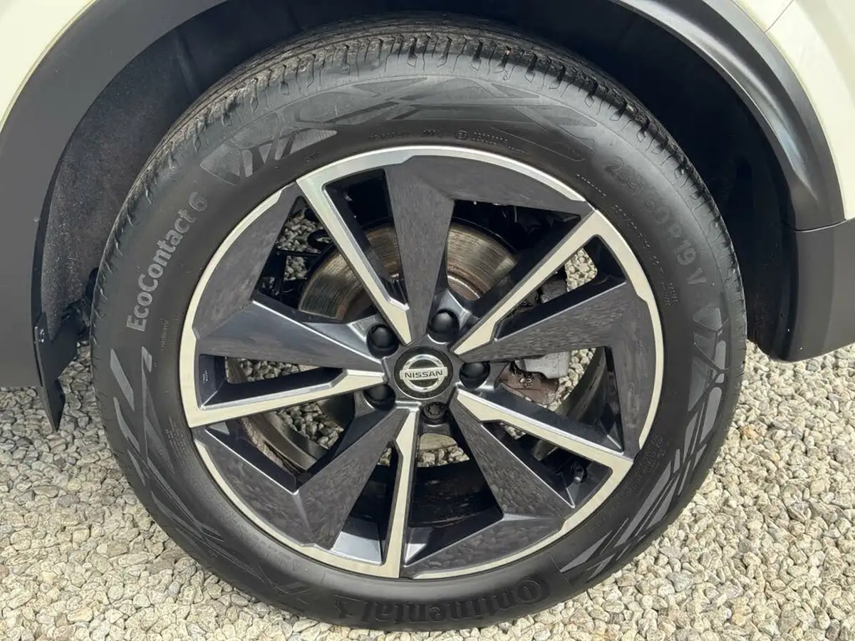 2021-nissan-qashqai-13-dig-t-tekna-158ps-xtronic-big-10