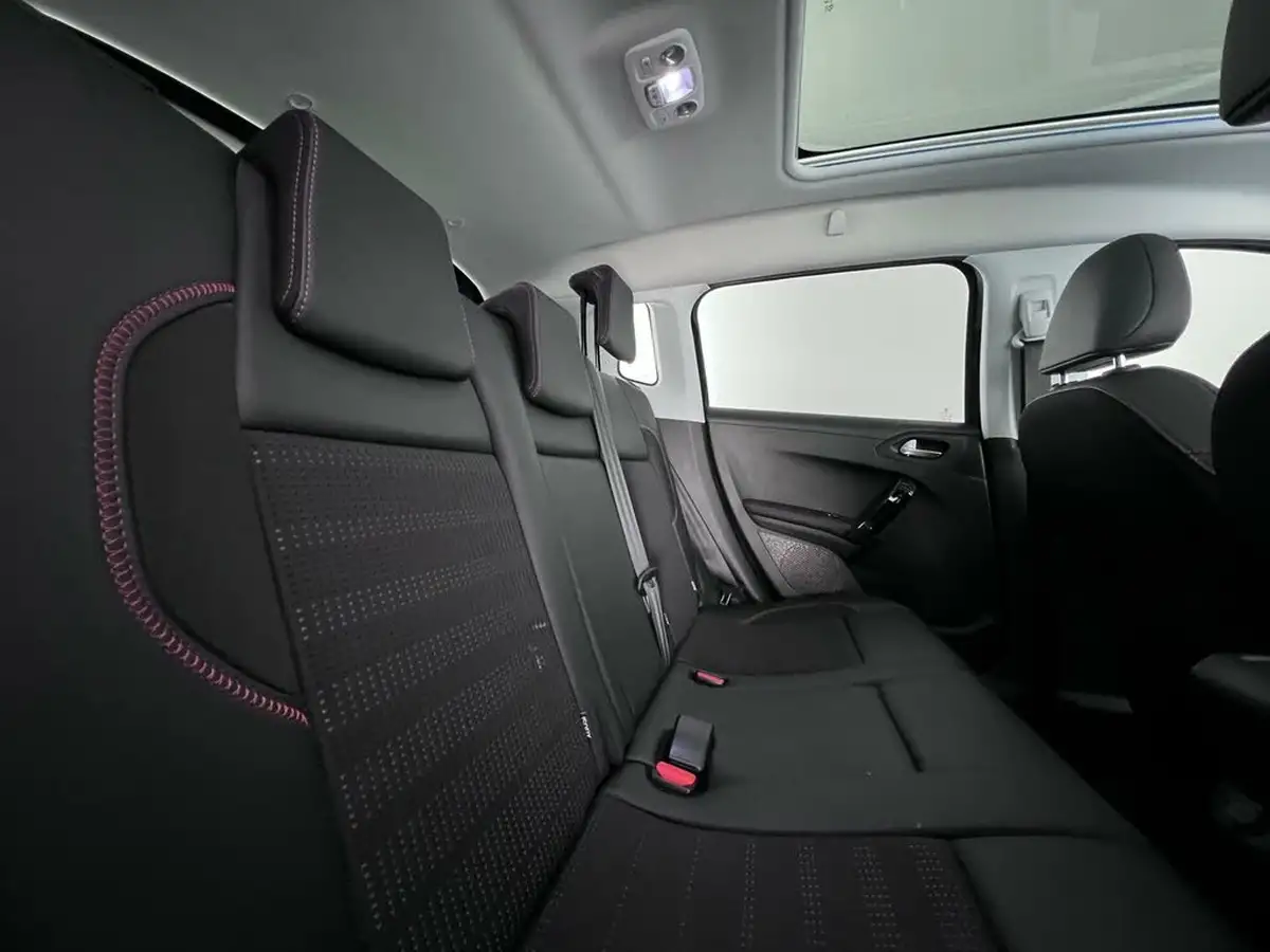 2019-peugeot-2008-suv-12-puretech-gt-line-110bhp-eat6-big-17