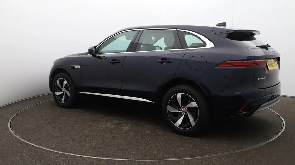 2022-jaguar-f-pace-20-p400e-s-big-30
