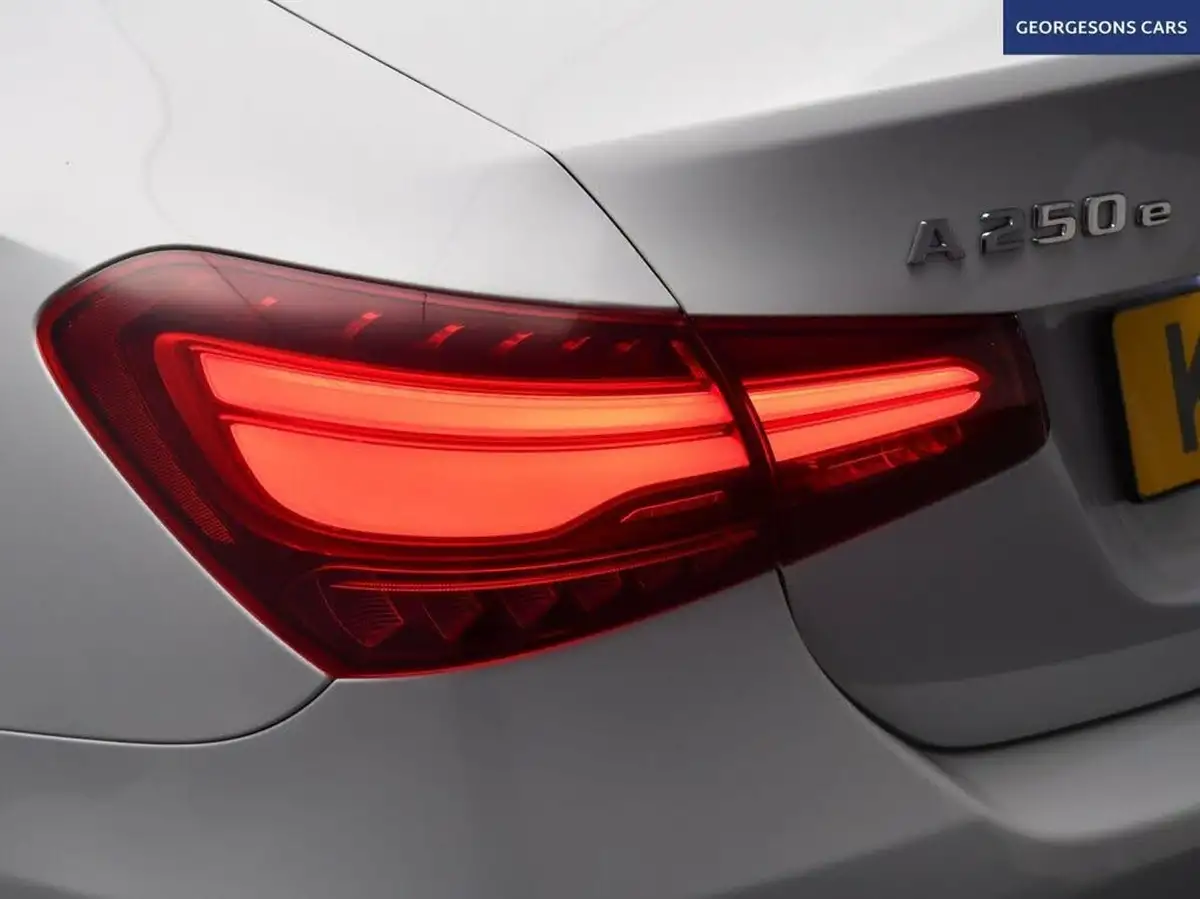 2023-mercedes-benz-a-class-13-a250e-amg-line-premium-218ps-saloon-4d-big-12
