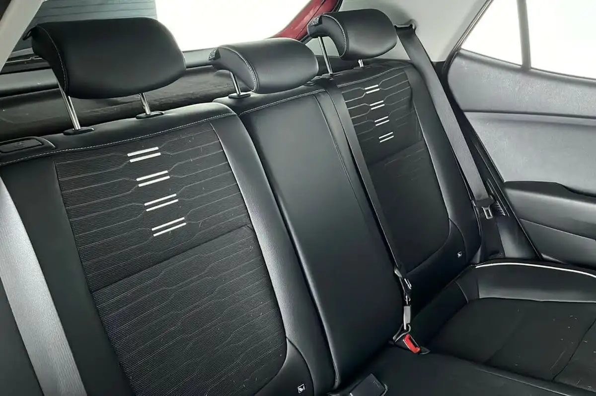 2022-kia-stonic-10-t-gdi-gt-line-s-big-10