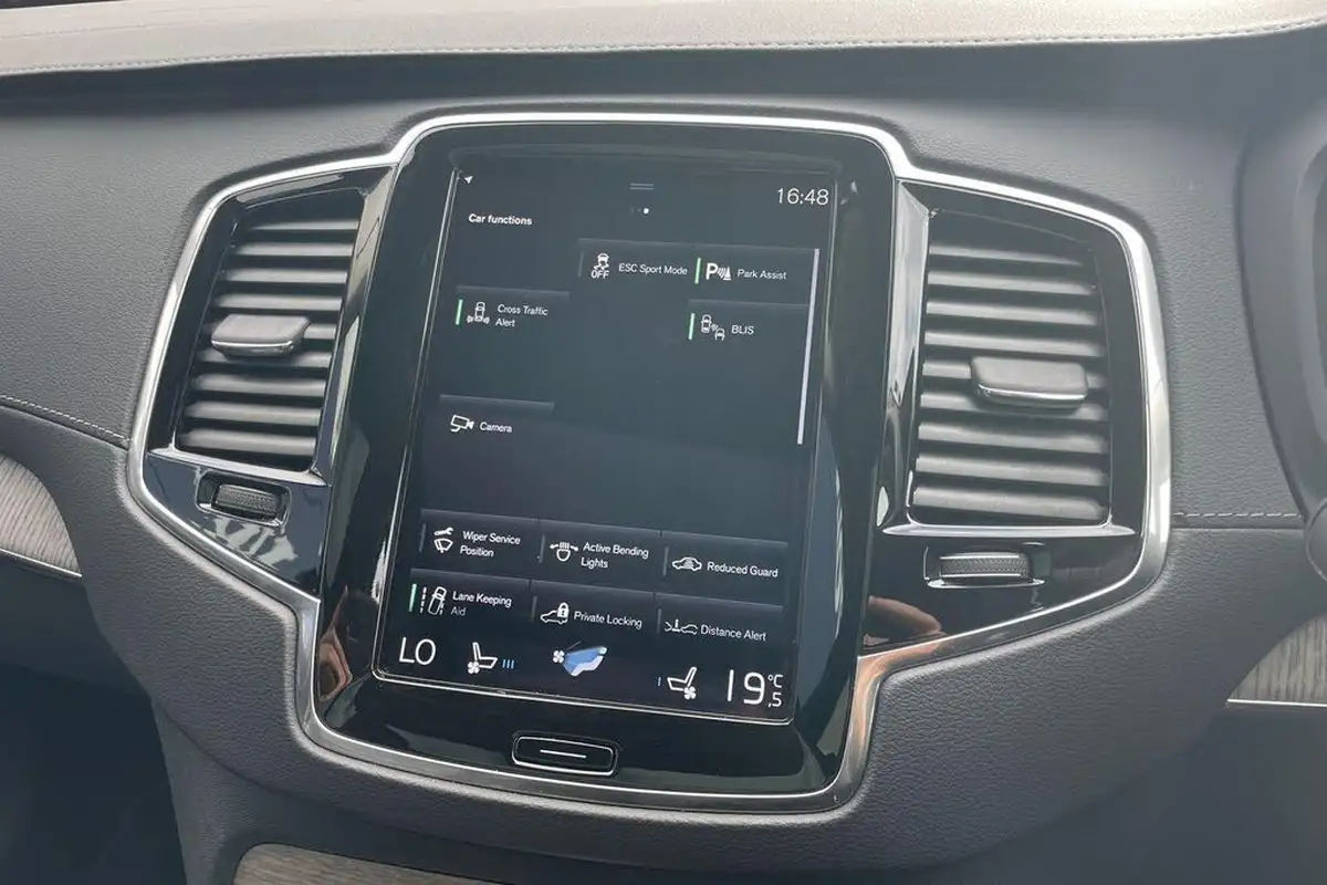 2022-volvo-xc90-20-t8-inscription-pro-455bhp-big-45