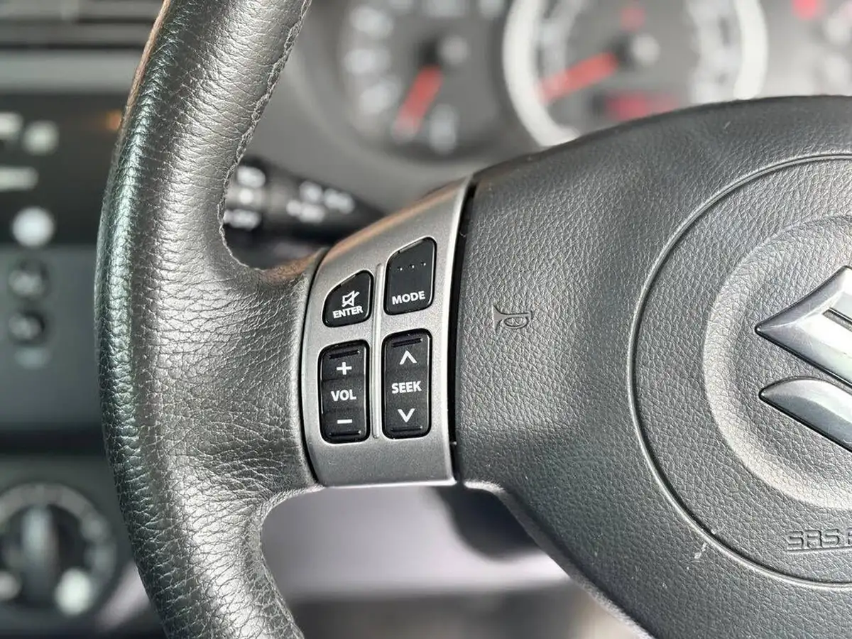 2008-suzuki-swift-13-gl-5d-big-37
