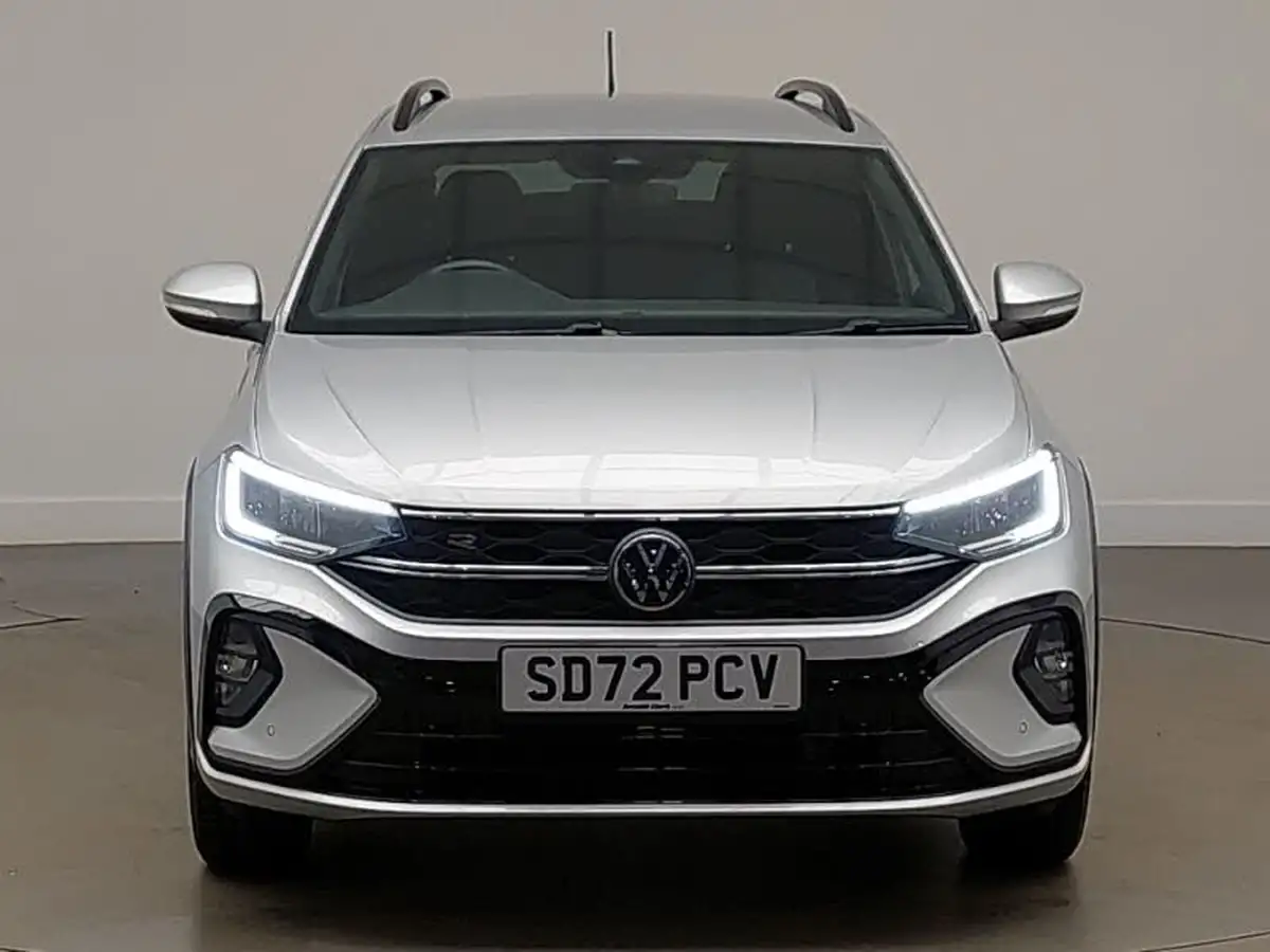 2022-volkswagen-taigo-10-tsi-r-line-big-11