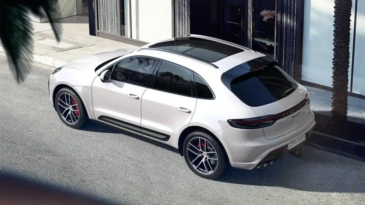2023-porsche-macan-29-v6-s-big-3