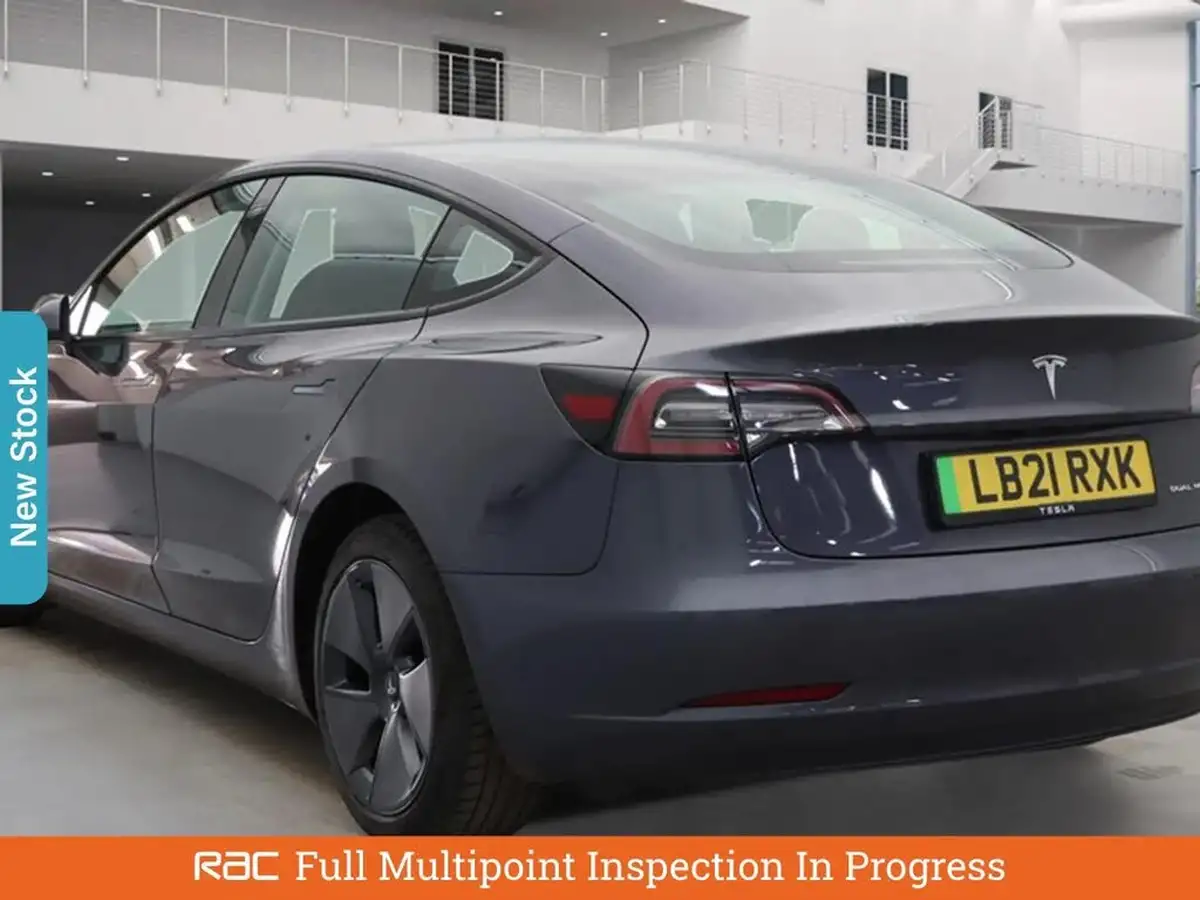 2021-tesla-model-3-e-long-range-4x4-big-1
