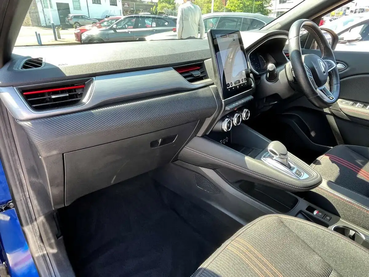 2021-renault-captur-13-tce-rs-line-edc-auto-big-16