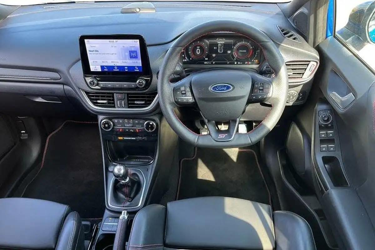 2023-ford-puma-suv-15-st-big-10