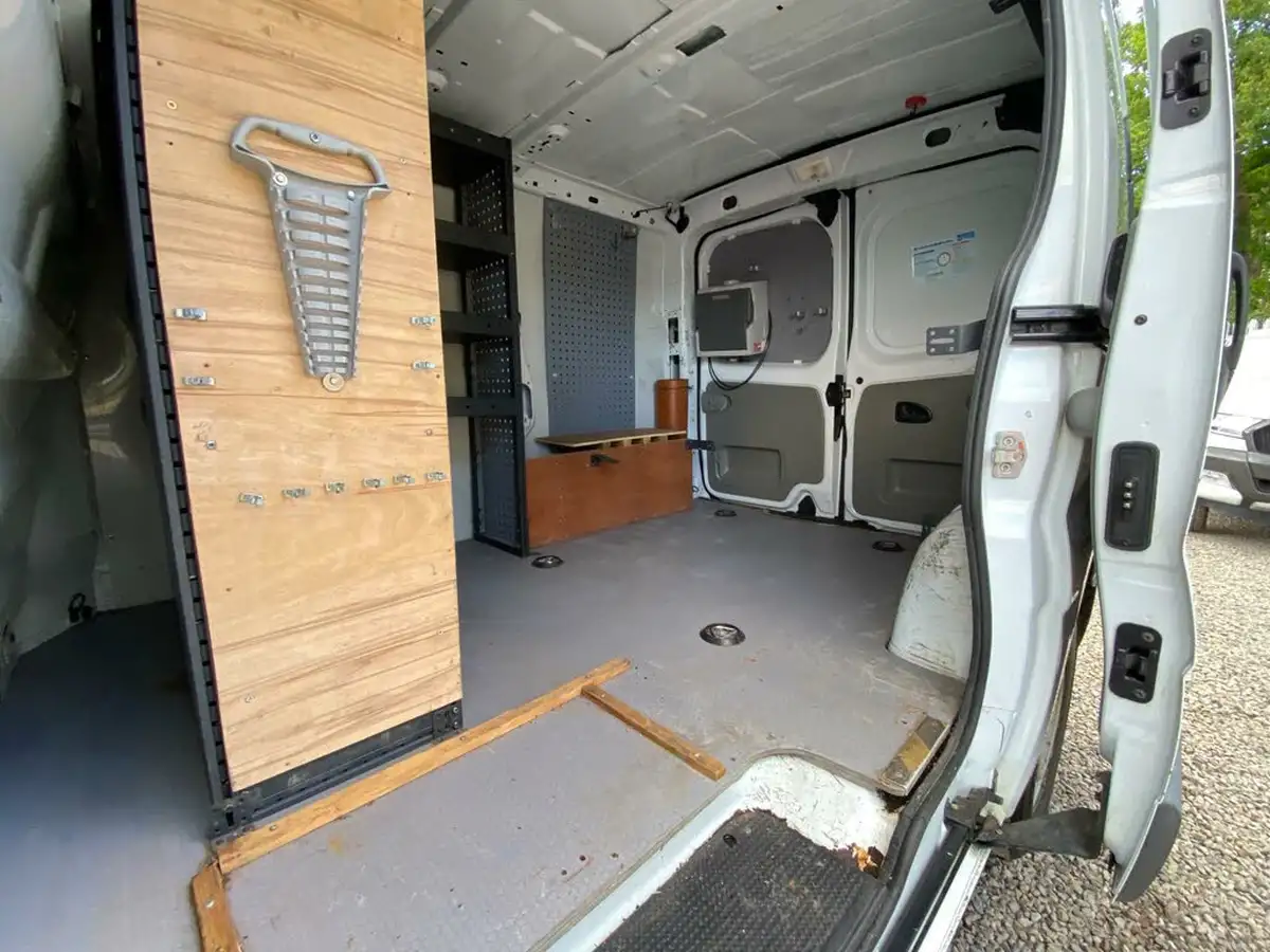 2014-vauxhall-vivaro-20td-2900-swb-115ps-panel-van-big-45