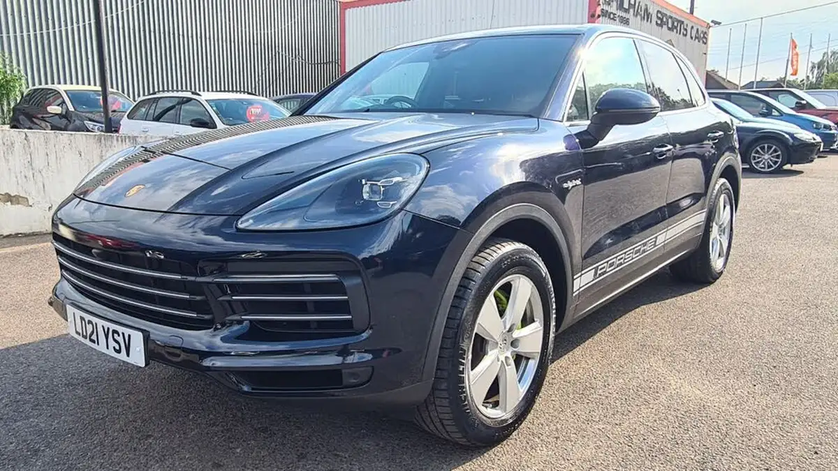 2021-porsche-cayenne-30-v6-e-hybrid-462ps-station-wagon-big-1