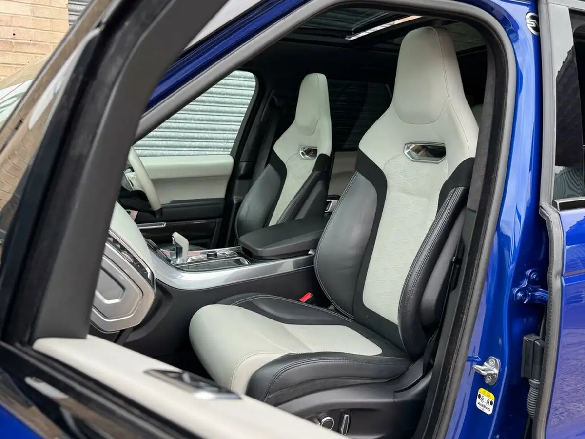 2018-land-rover-range-rover-sport-50-v8-svr-big-22