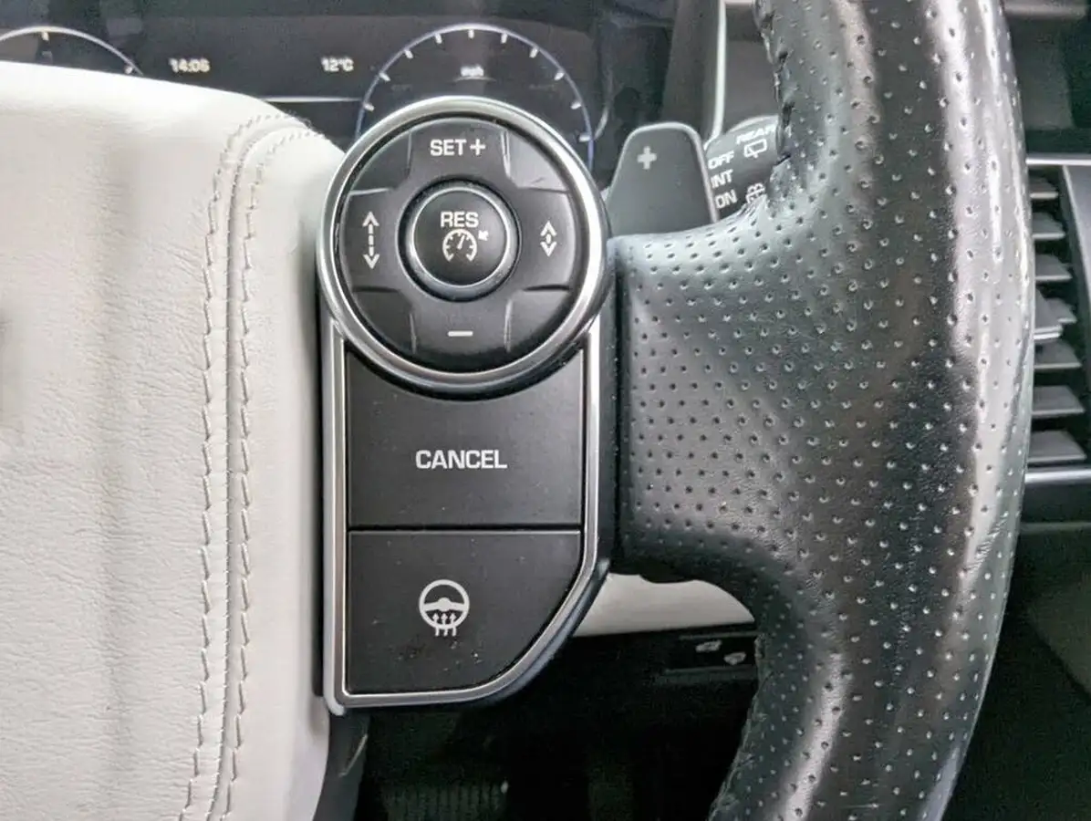 2015-land-rover-range-rover-sport-30-sd-v6-autobiography-dynamic-306bhp-4wd-big-26