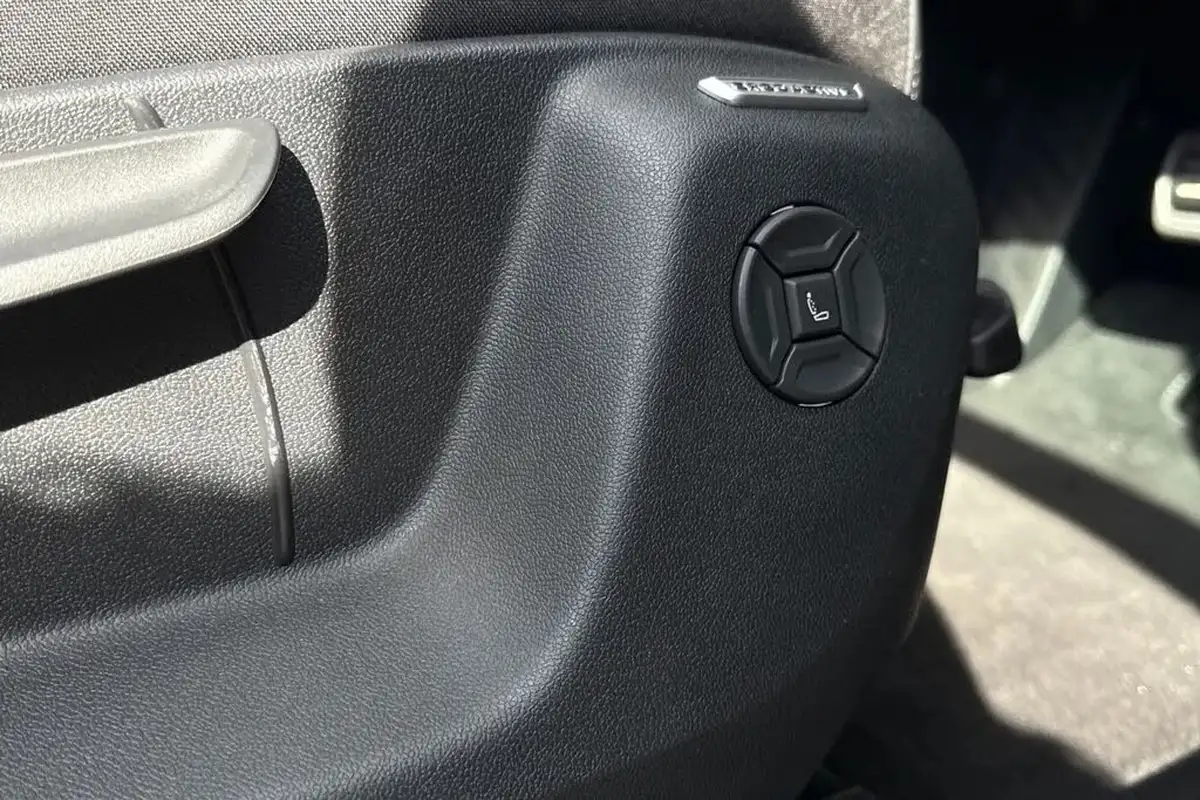 2024-volkswagen-tiguan-15-etsi-r-line-big-35
