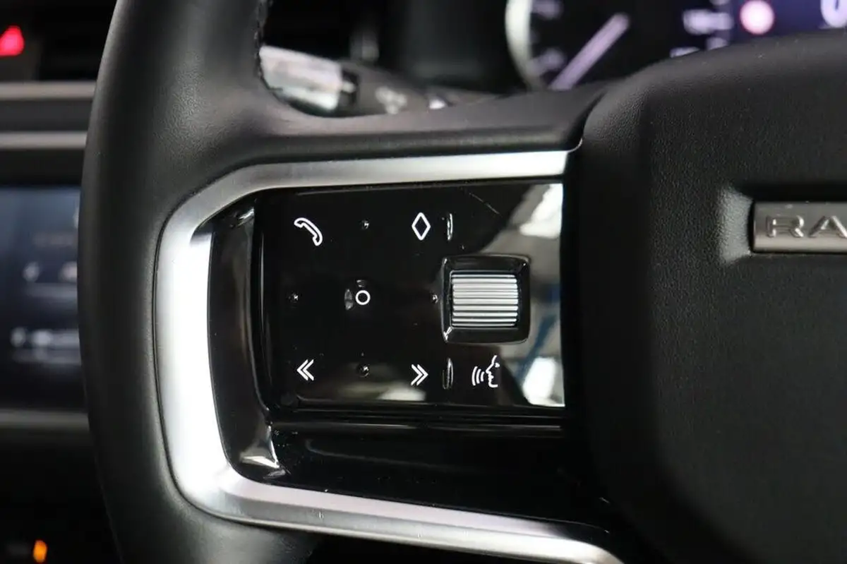 2021-land-rover-range-rover-evoque-20-p200-r-dynamic-s-big-24