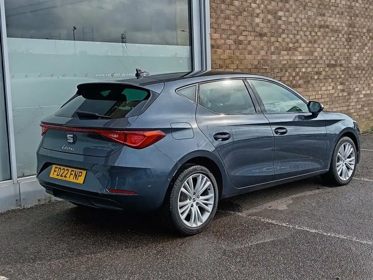 2022-seat-leon-10-tsi-evo-se-dynamic-hatchback-big-1