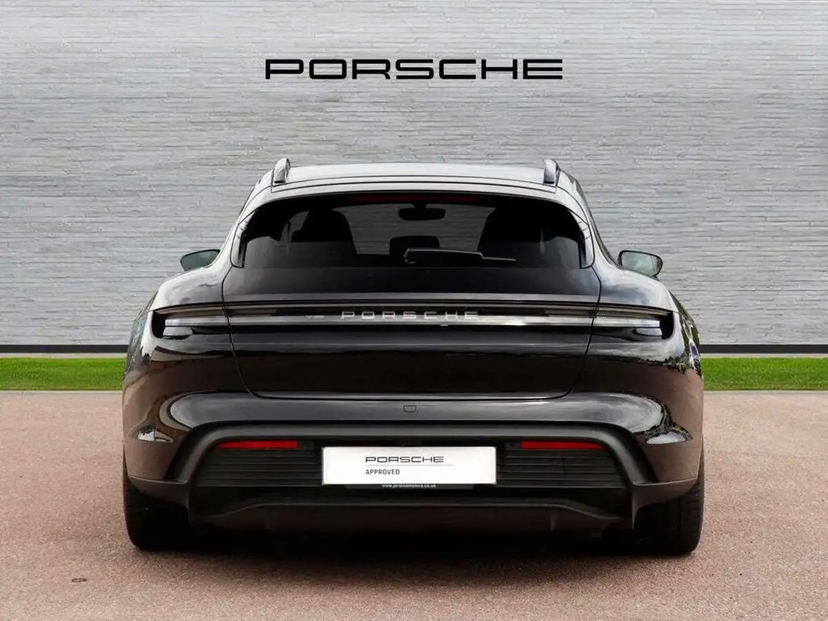 2024-porsche-taycan-e-sport-turismo-408ps-big-3