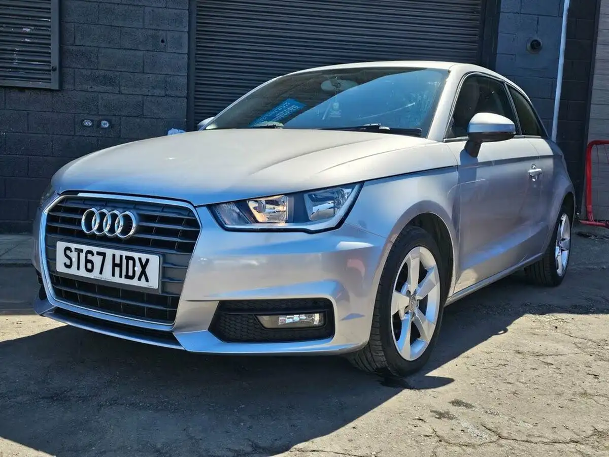 2017-audi-a1-10-tfsi-sport-hatchback-3d-big-2