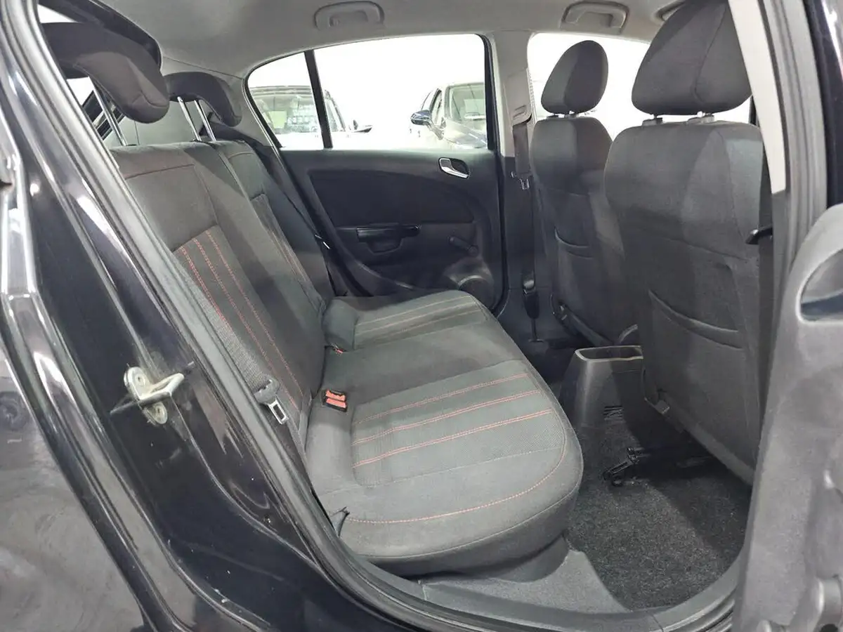 2010-vauxhall-corsa-12-sxi-85ps-ac-5d-big-17