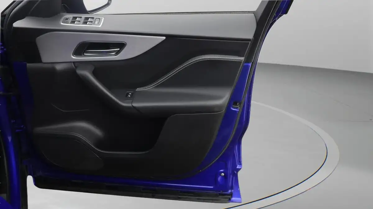 2019-jaguar-f-pace-20-i4d-r-sport-180ps-auto-big-14