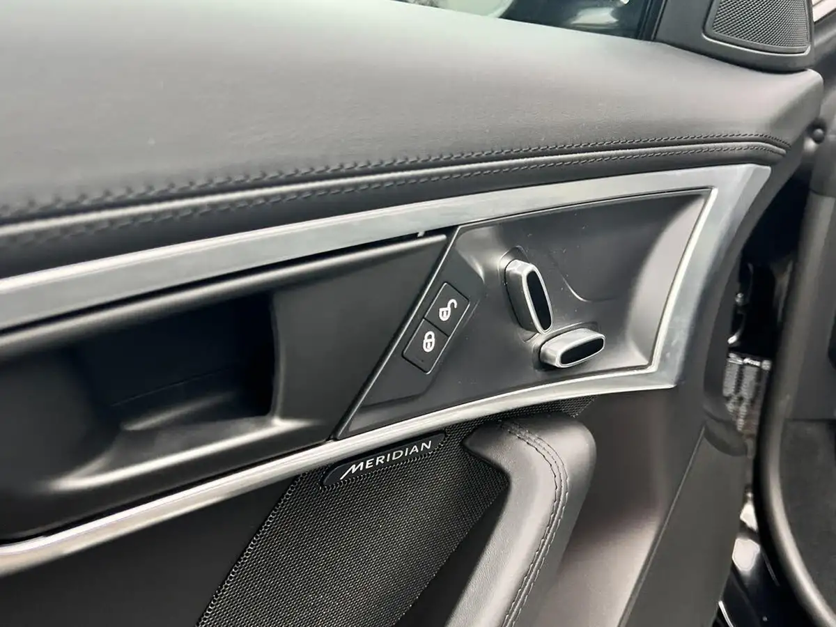 2019-jaguar-f-type-30-v6-sc-r-dynamic-340ps-coupe-auto-big-32