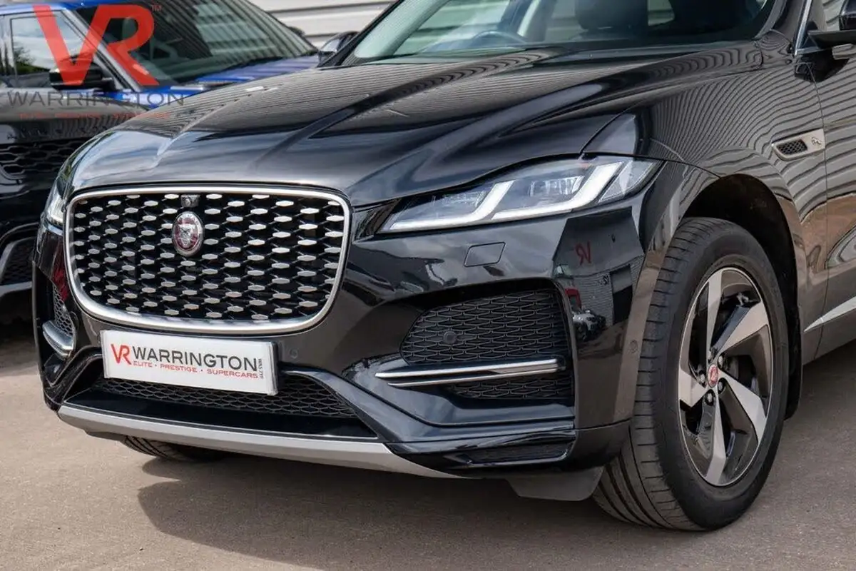 2021-jaguar-f-pace-20-d200-s-mhev-big-44