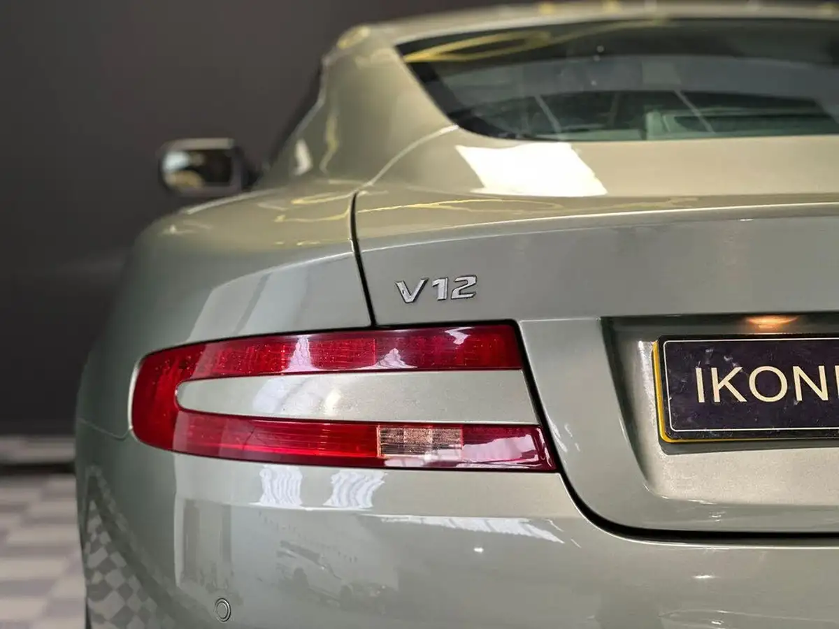 2005-aston-martin-db9-59-touchtronic-big-9