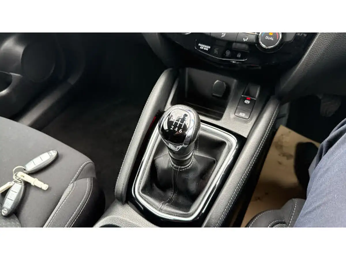 2018-nissan-qashqai-12-dig-t-n-connecta-big-32