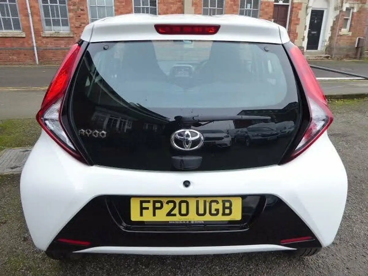 2020-toyota-aygo-10-vvt-i-x-play-big-4