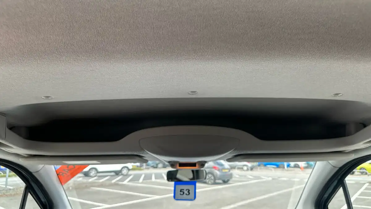 2024-citroen-berlingo-e-flair-xtr-m-size-big-35