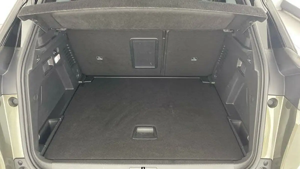 2019-peugeot-3008-suv-16-puretech-gt-line-180bhp-ss-eat8-big-28