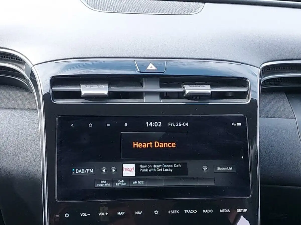 2022-hyundai-tucson-16-t-gdi-se-connect-150ps-big-10