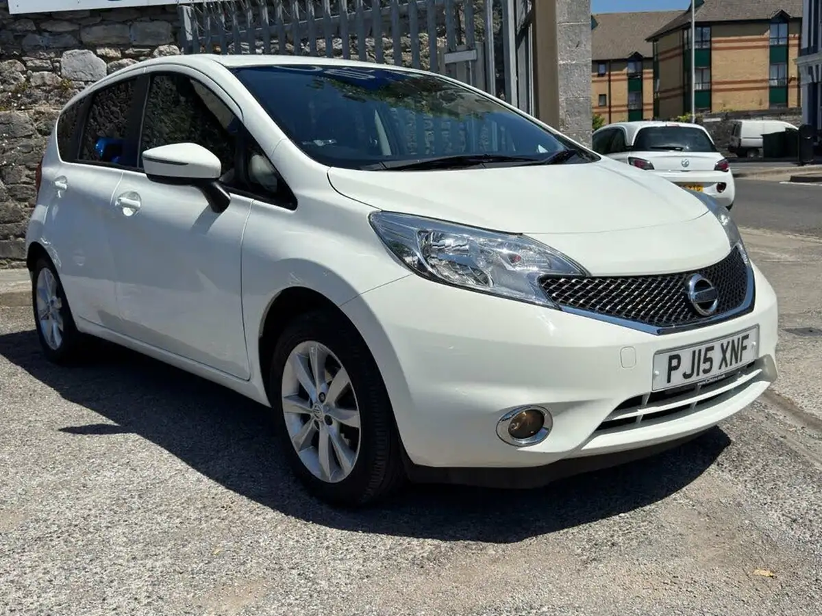 2015-nissan-note-12-acenta-premium-dig-s-98ps-style-pack-big-2