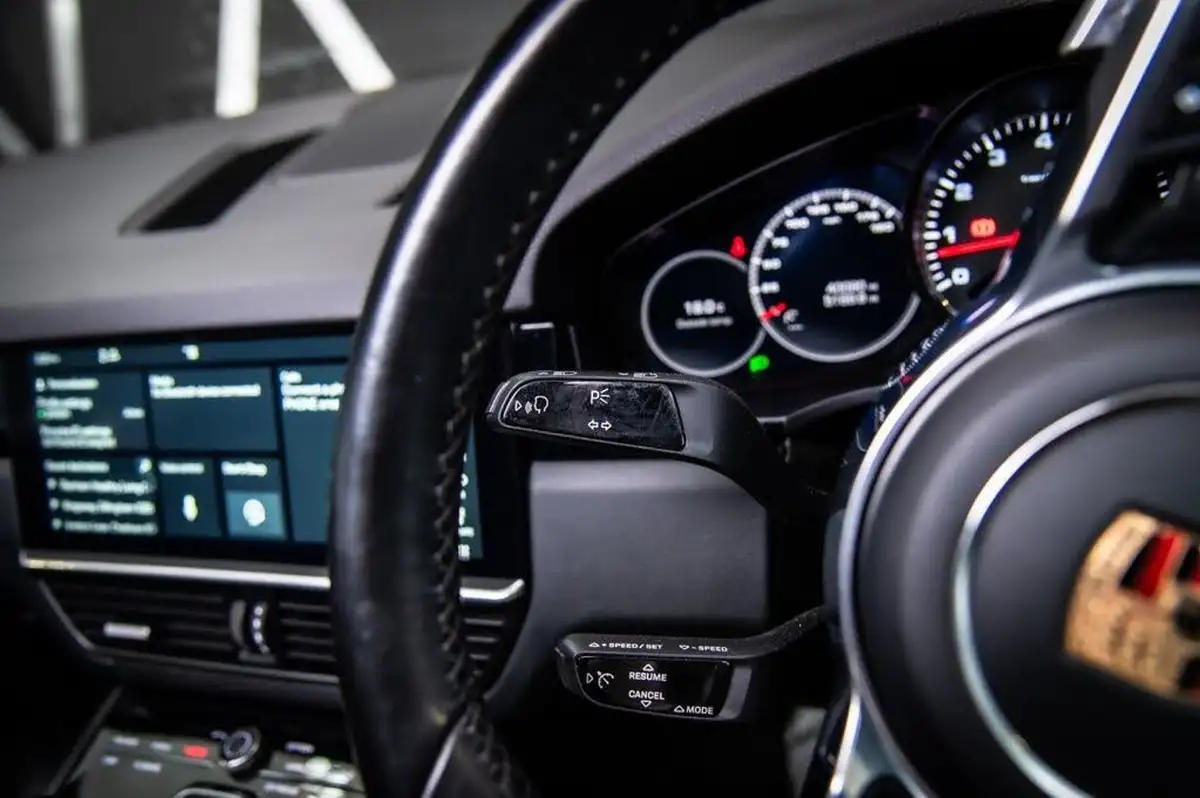 2020-porsche-cayenne-30-v6-s-big-21