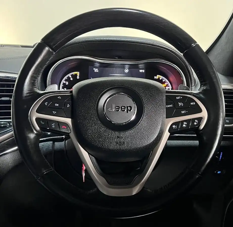2015-jeep-grand-cherokee-30crd-summit-big-7