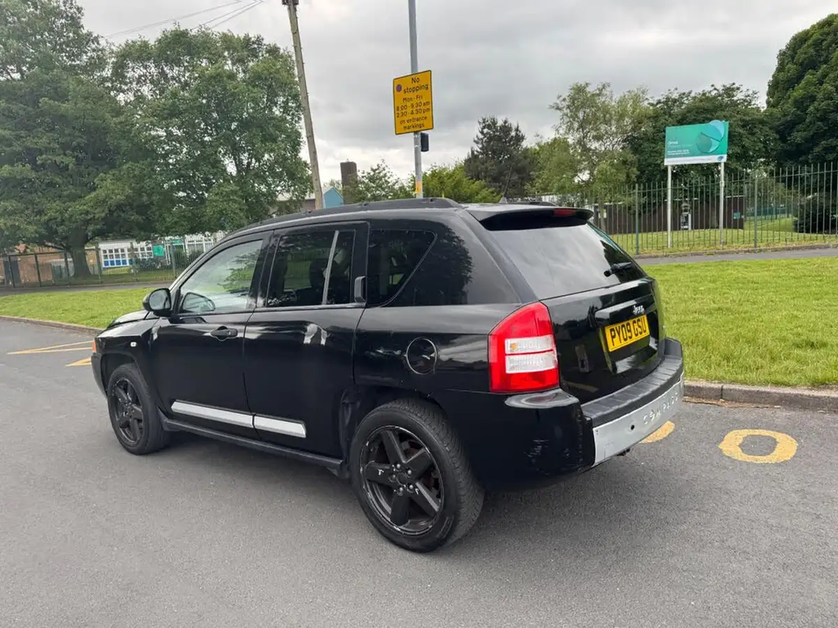 2009-jeep-compass-24-limited-big-3