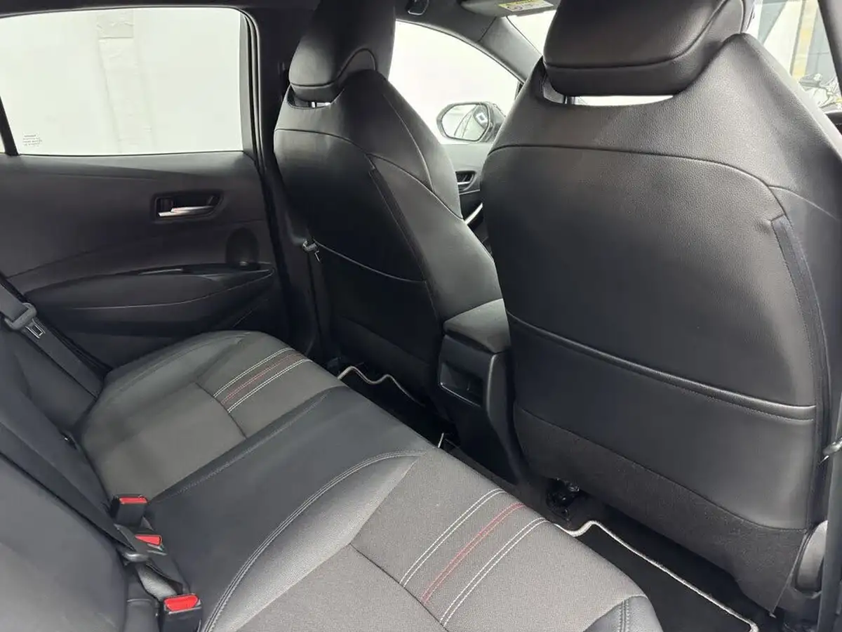 2020-toyota-corolla-big-15