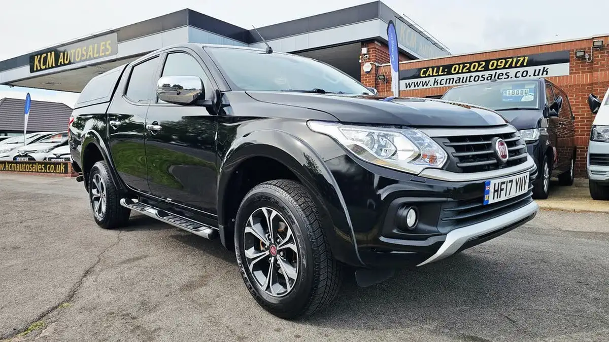 2017-fiat-fullback-24td-lx-eu6-auto-big-0