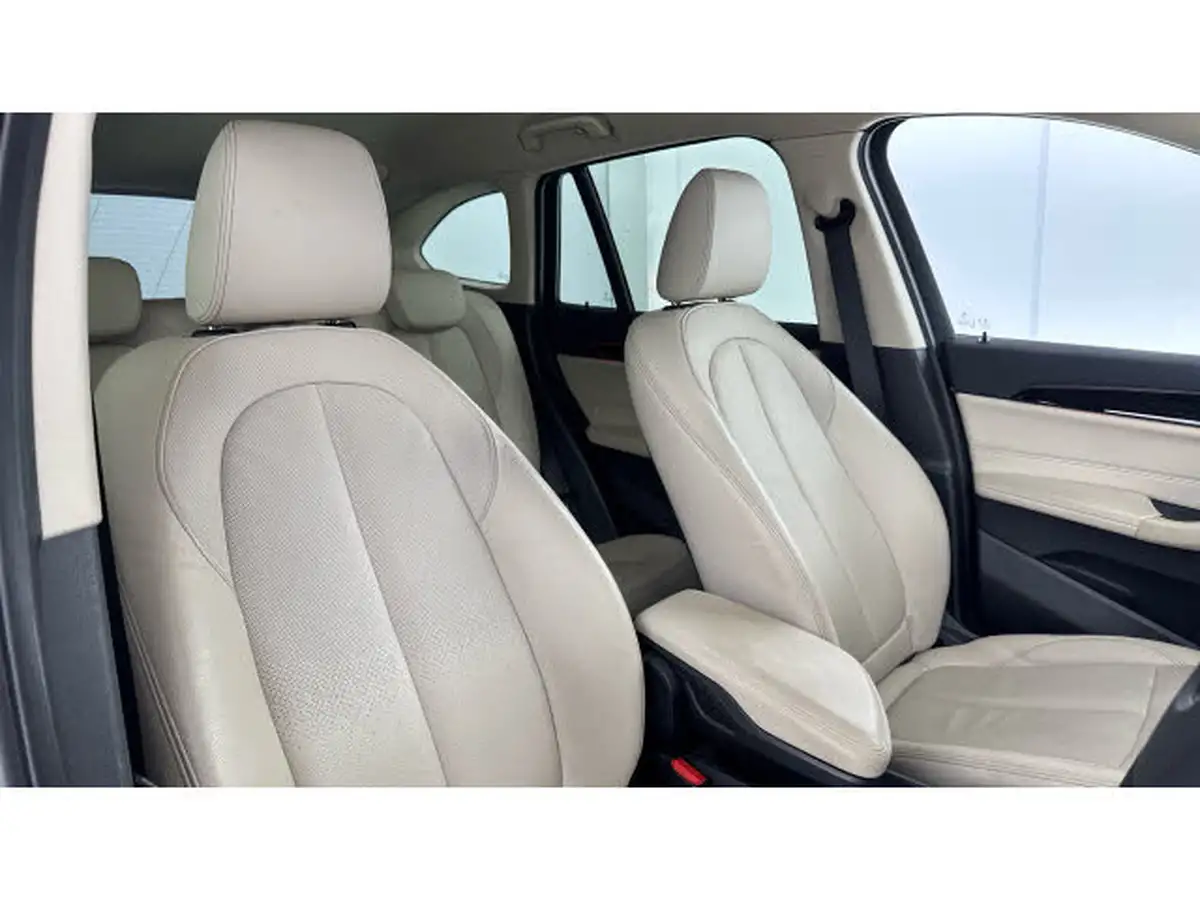 2021-bmw-x1-20-xdrive20i-xline-big-26