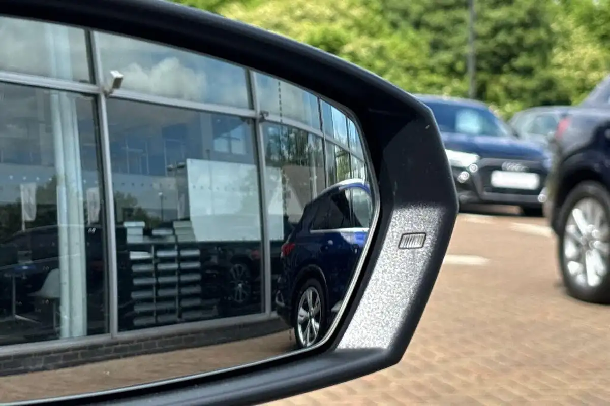 2022-audi-a1-10-25-tfsi-technik-big-46