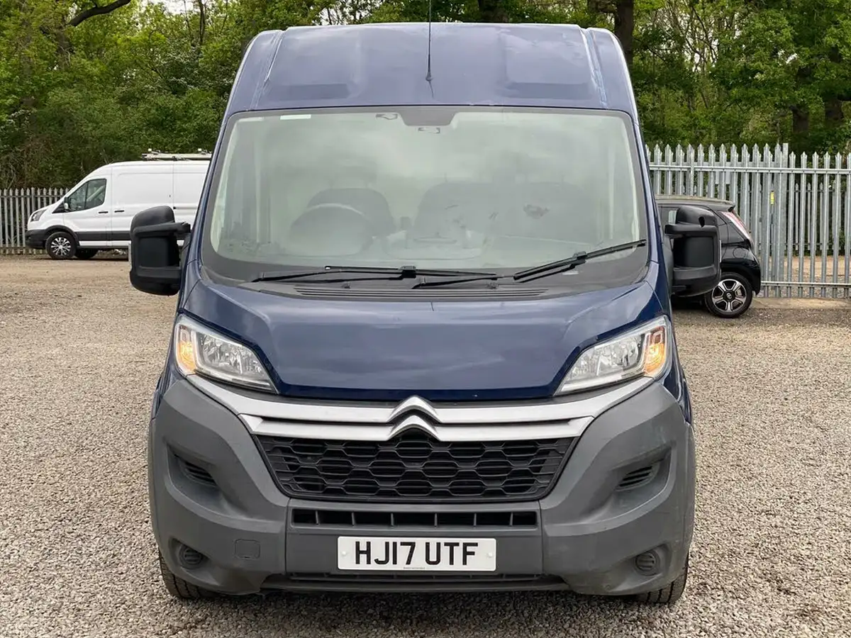 2017-citroen-relay-20bluehdi-35-l3h2-enterprise-130eu6-big-19