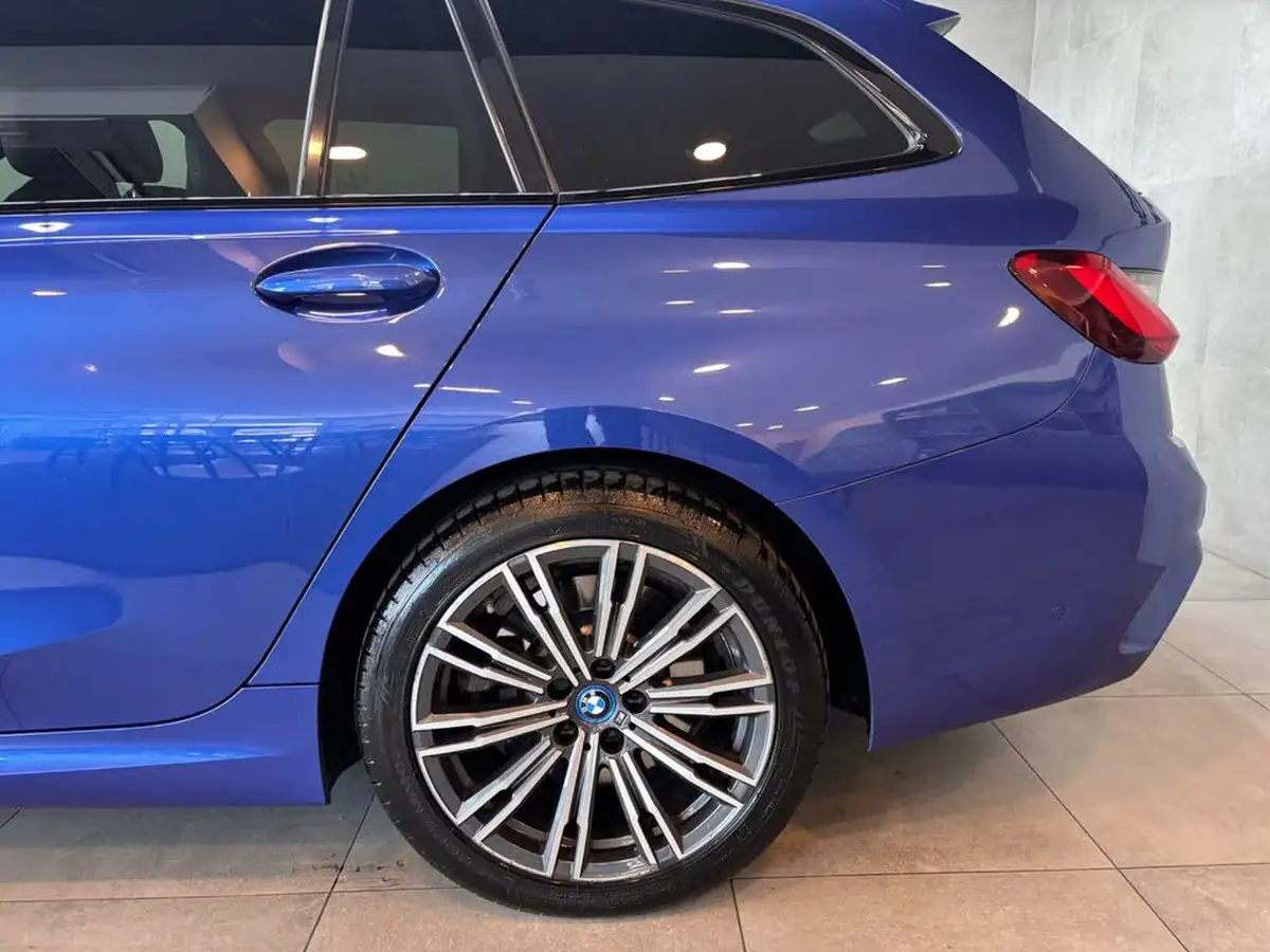 2021-bmw-3-series-20-330e-xdrive-m-sport-touring-5d-big-29