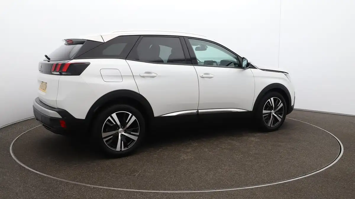 2018-peugeot-3008-suv-15-bluehdi-allure-big-52