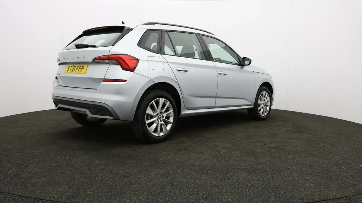 2021-skoda-kamiq-10-tsi-se-109ps-dsg-big-74