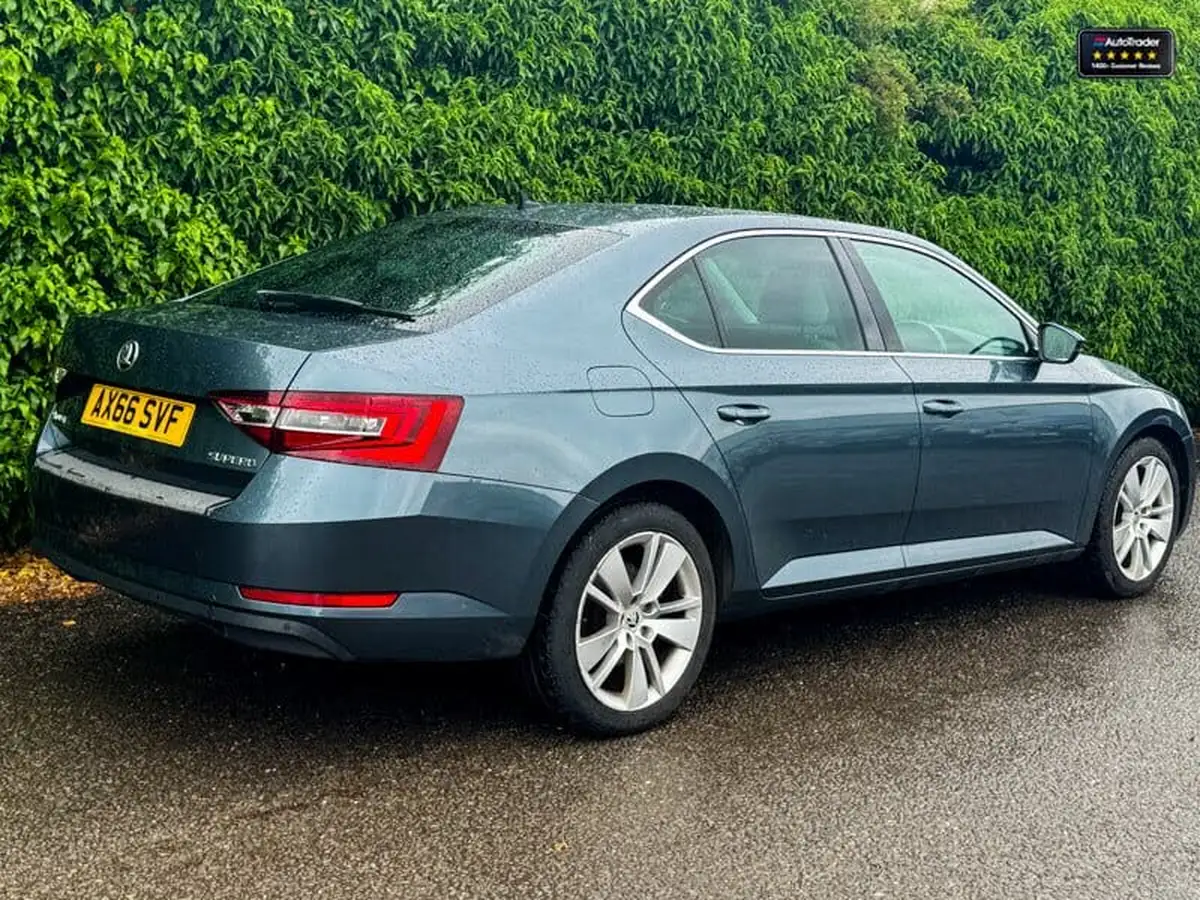 2016-skoda-superb-14-tsi-act-se-l-executive-hatchback-dsg-big-31
