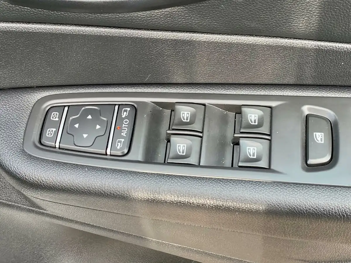 2019-renault-captur-15dci-gt-line-big-32