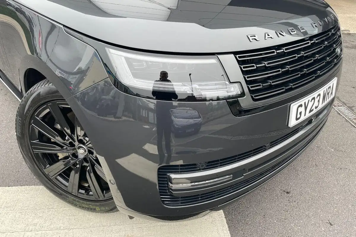 2023-land-rover-range-rover-30-p440e-se-big-25