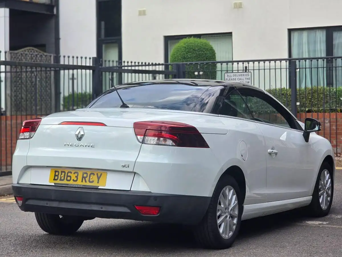 2014-renault-megane-16td-dynamique-big-12
