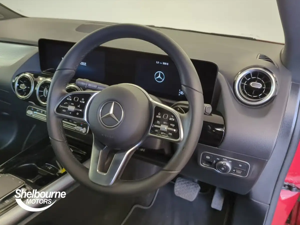 2021-mercedes-benz-gla-class-big-3