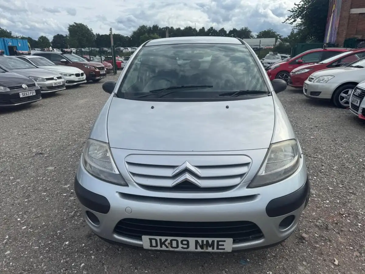 2009-citroen-c3-14td-airdream-big-1