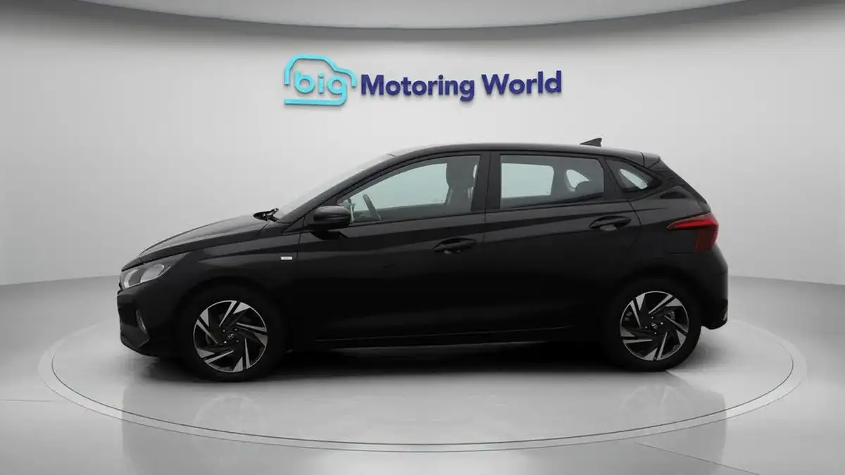 2022-hyundai-i20-10-t-gdi-se-connect-eclutch-imt-big-4